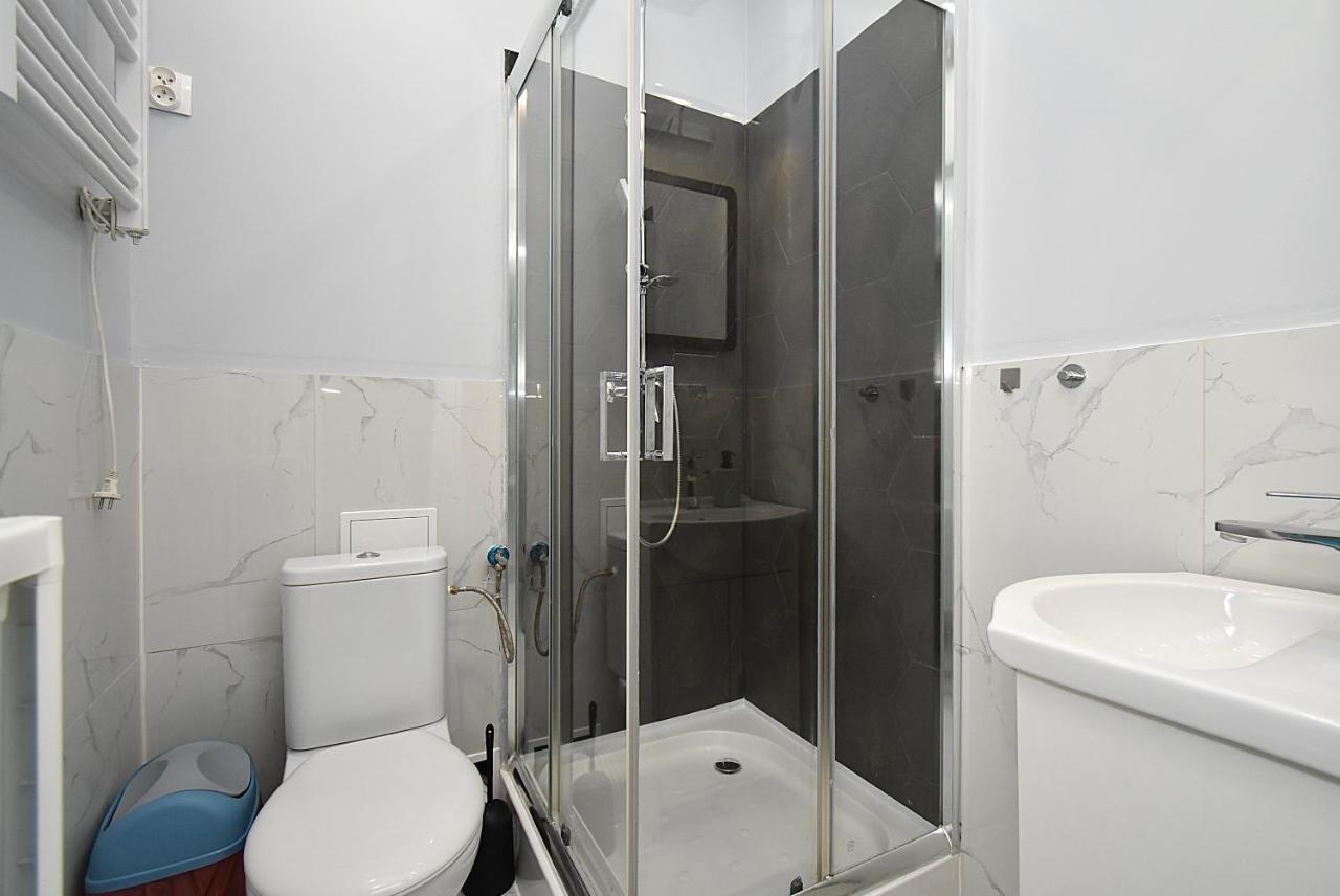 Rental Apartments Aleja Niepodleglosci Varsovia Exterior foto