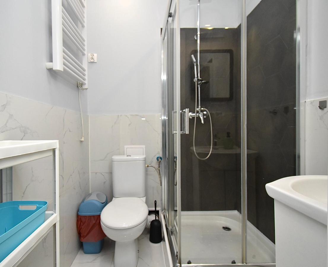 Rental Apartments Aleja Niepodleglosci Varsovia Exterior foto
